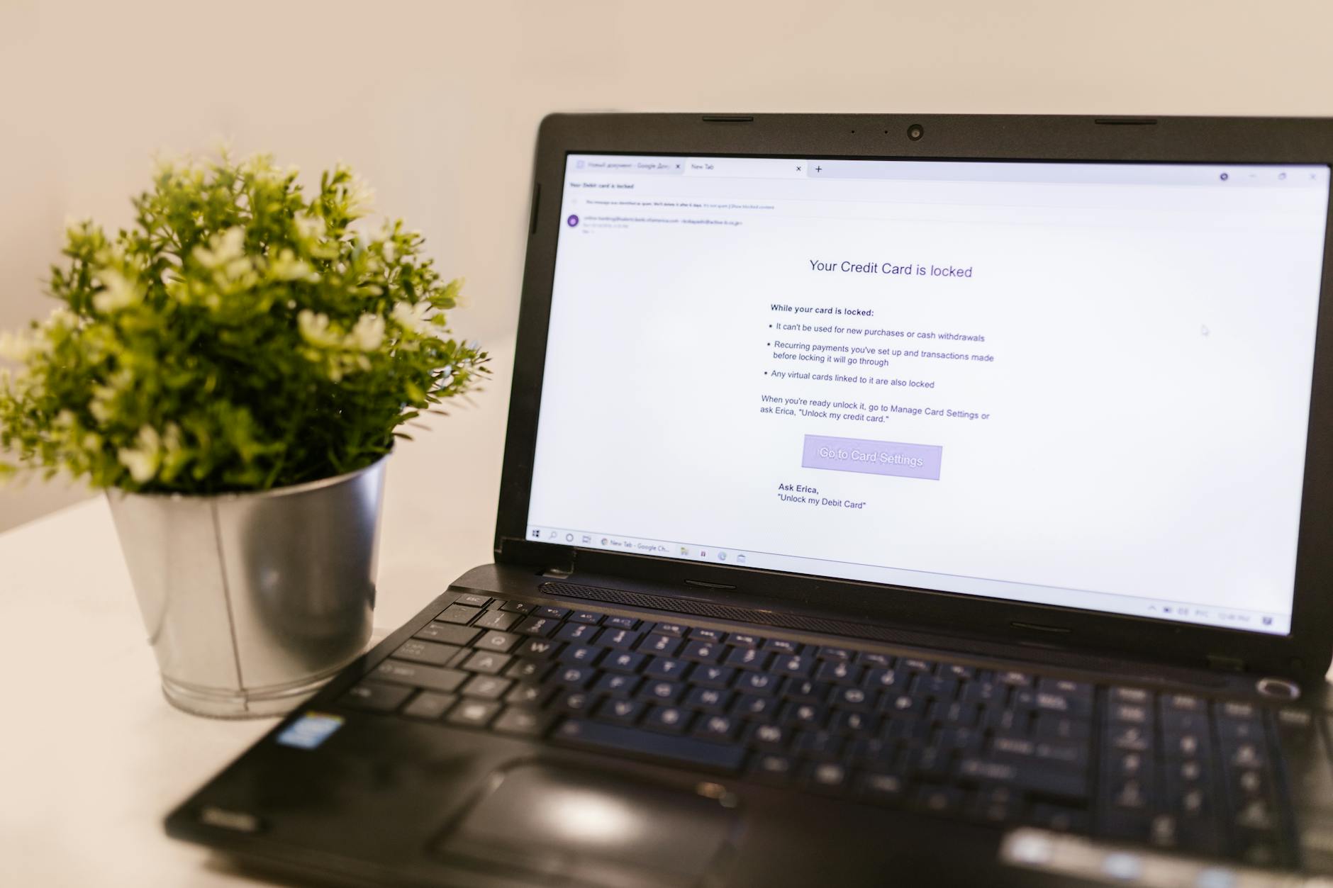 Tanda phising: waspadai email mencurigakan, jangan klik link sembarangan, dan lindungi data pribadimu agar aman dari penipuan online.